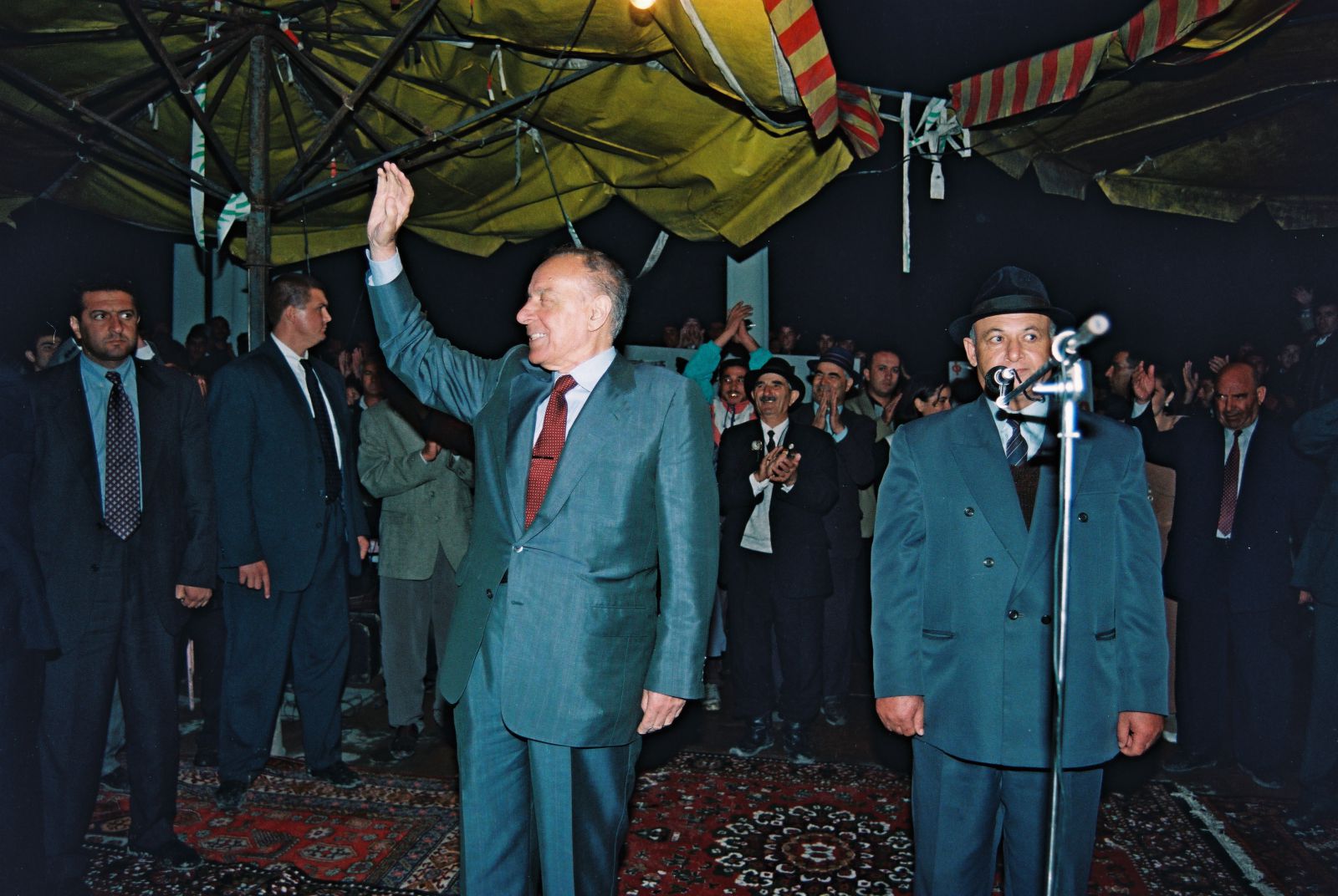 Ulu Öndərin Kürdəmir rayon sakinləri ilə görüşü