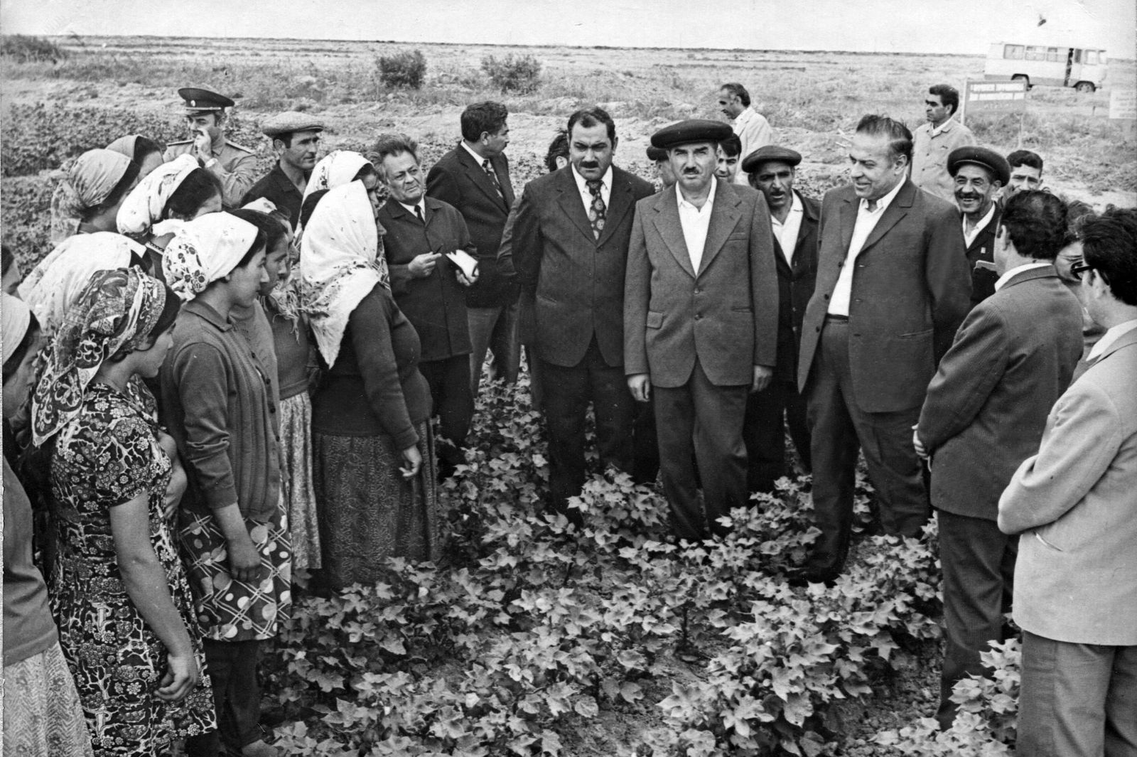 Ulu Öndər Ruhulla Axundov kolxozunda