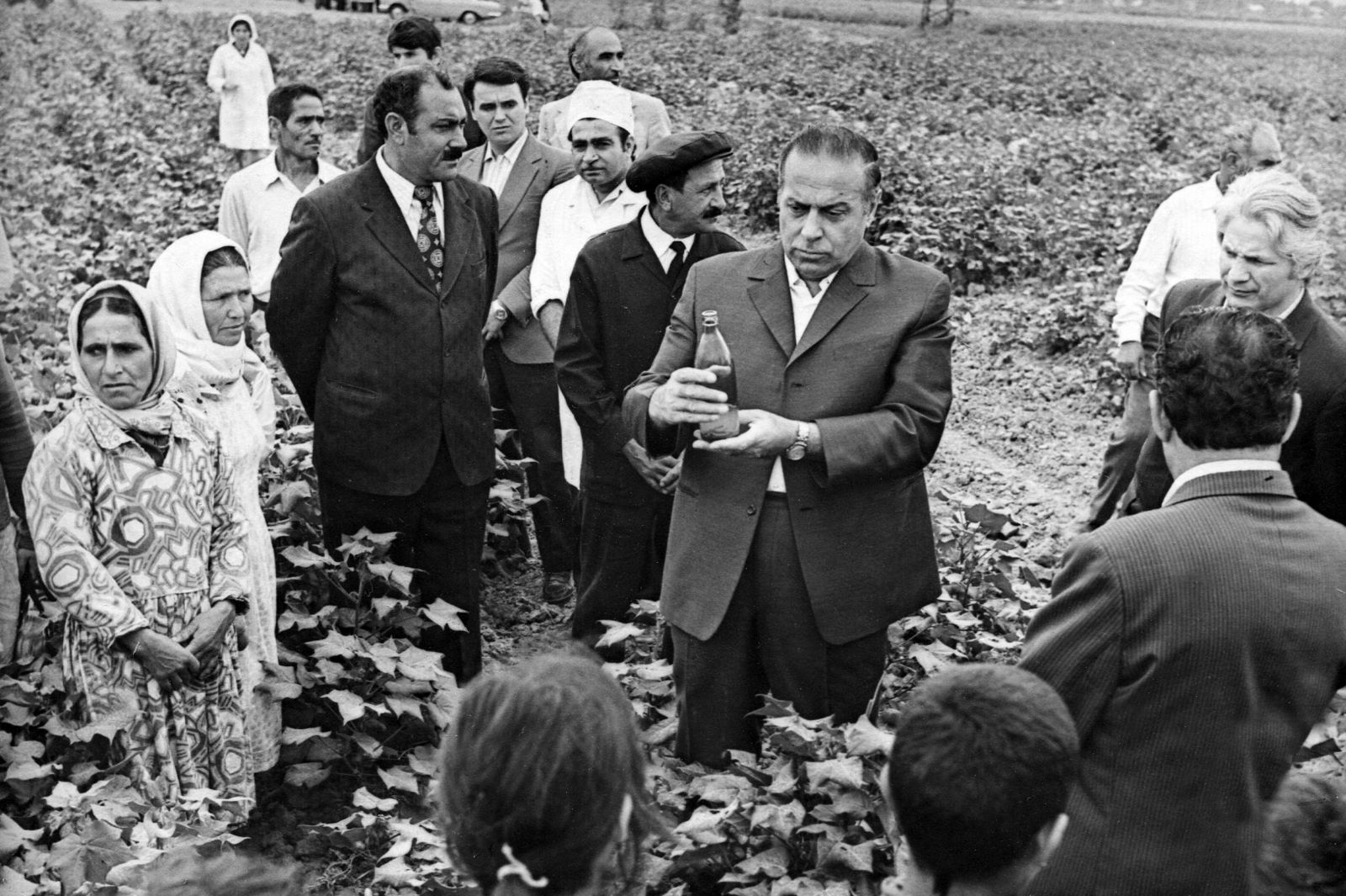Ulu Öndər Ruhulla Axundov kolxozunda